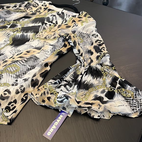 Nygard blouse with flowing sleeves - New with tags - Picture 5 of 6